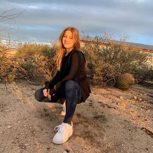 Meet your Posher, Ellery